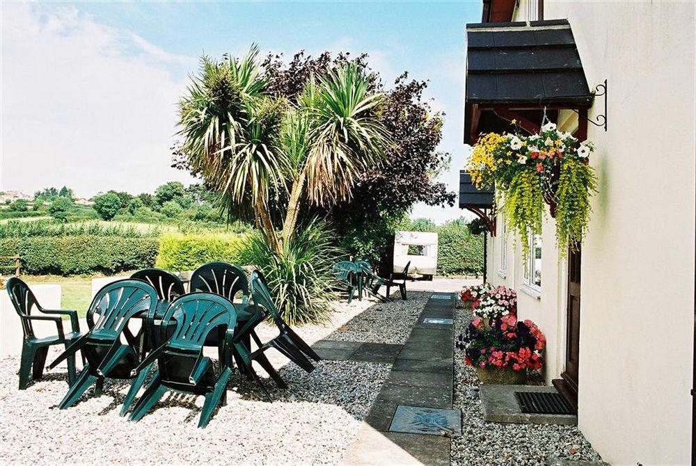 Crossways & Sea View Holiday Apartments Torquay Extérieur photo