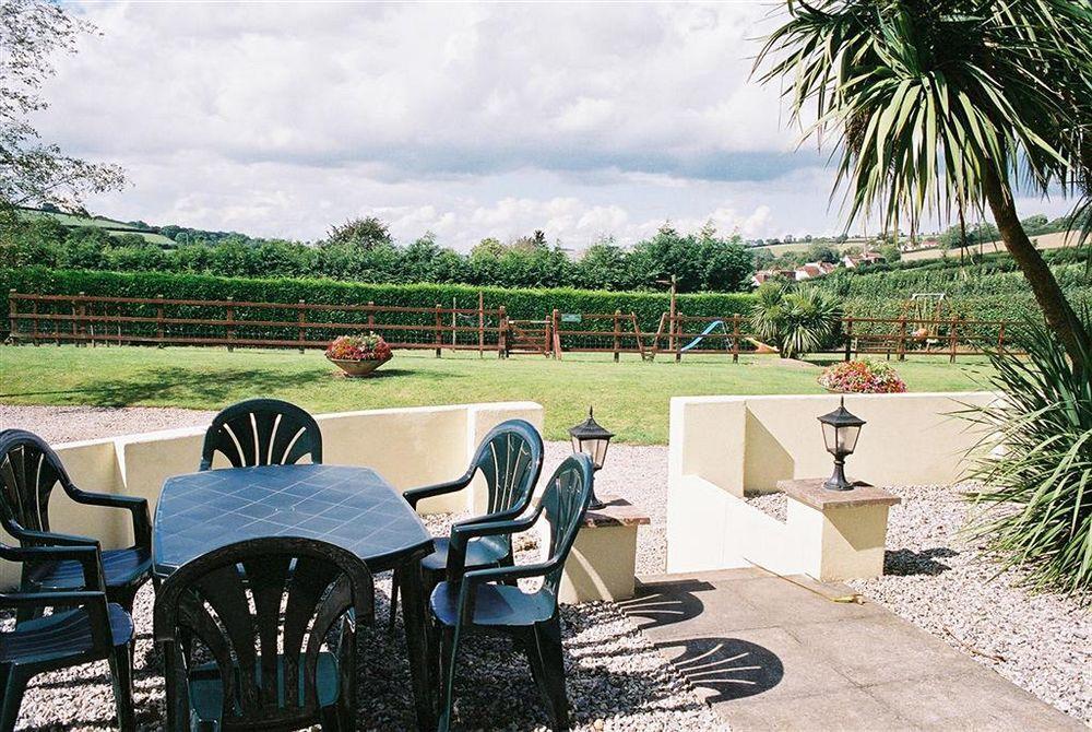 Crossways & Sea View Holiday Apartments Torquay Extérieur photo